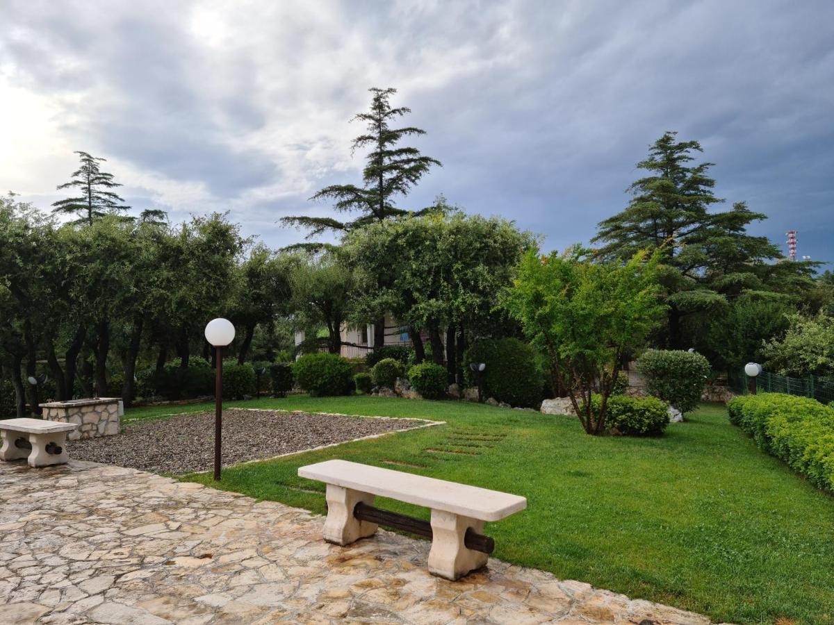 Villa Maremonti مونوبولي المظهر الخارجي الصورة